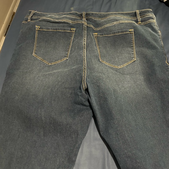 Torrid Luxe Slim Boot Jean - Super Stretch Medium Wash - Picture 4 of 5